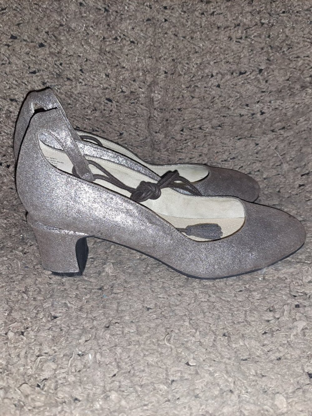 ANTHROPOLOGIE-LIEN DO-Metallic Suede-Pachuca Lace Up Tassel Heel-Sz 10-Near Min - Picture 5 of 8